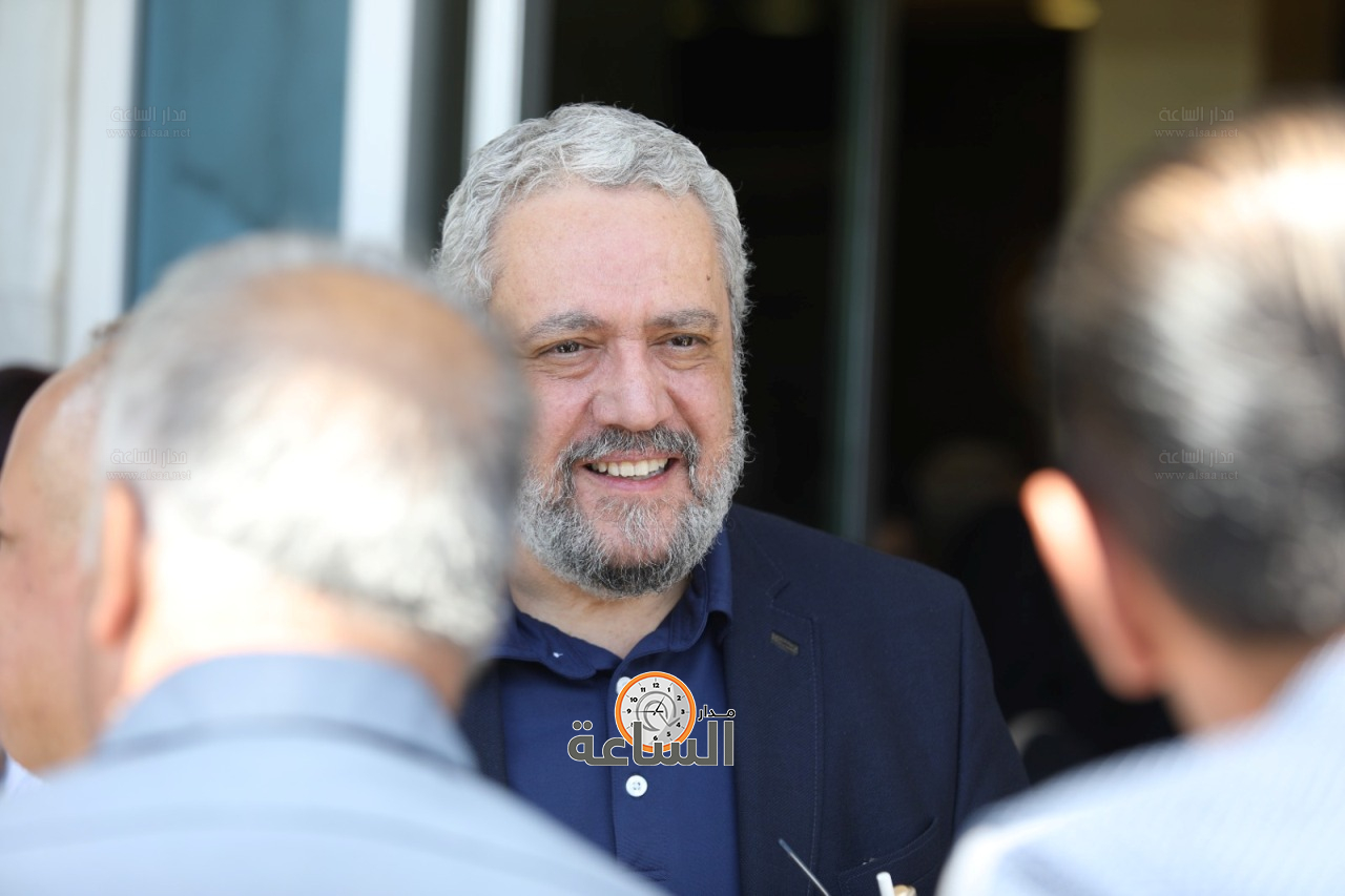 Madar Al-Saa Images 0.7487886210159852