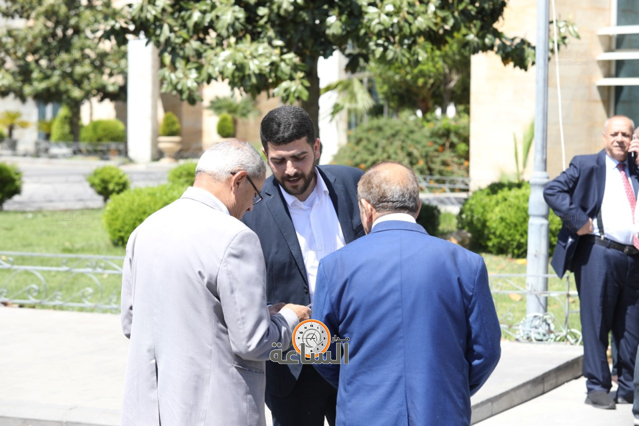 Madar Al-Saa Images 0.15658284636041409