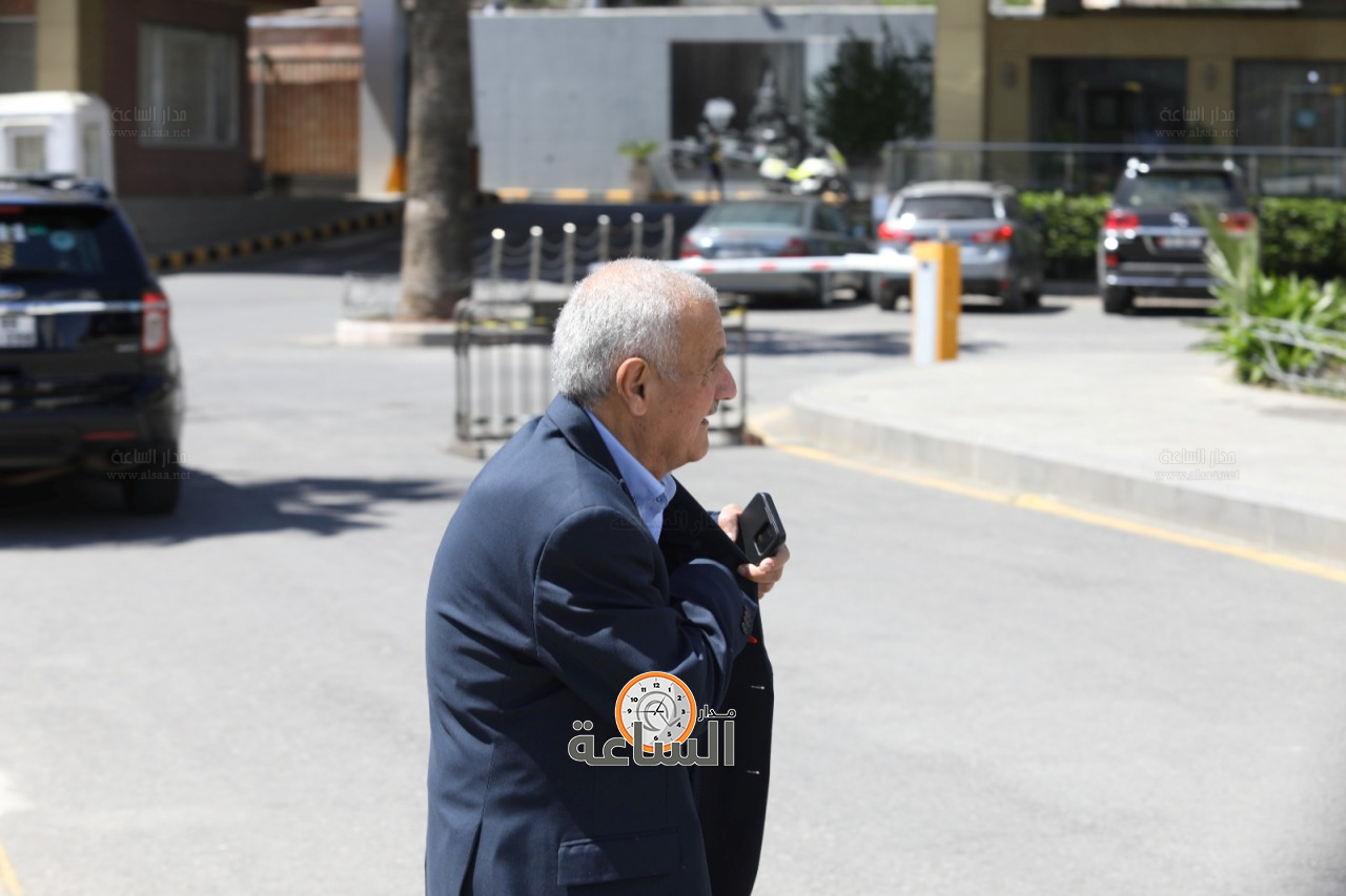 Madar Al-Saa Images 0.6481512777712767