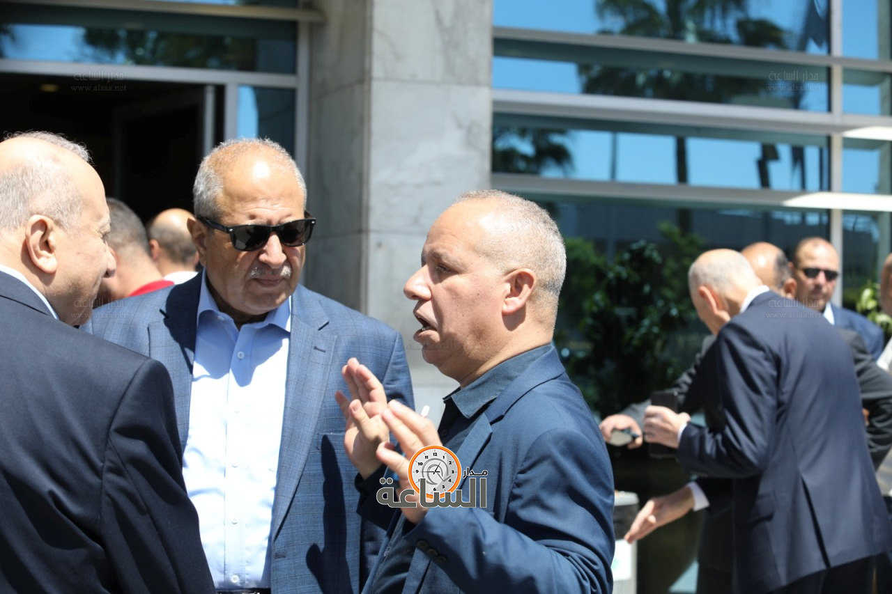 Madar Al-Saa Images 0.06671066820829685