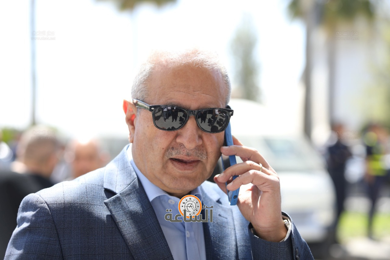 Madar Al-Saa Images 0.1882562448956967