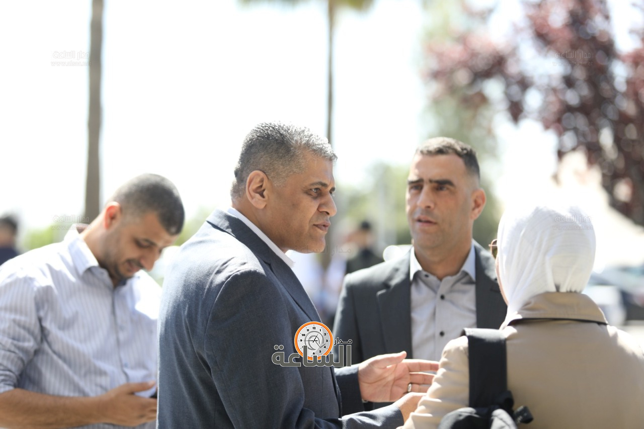 Madar Al-Saa Images 0.6695340805837396