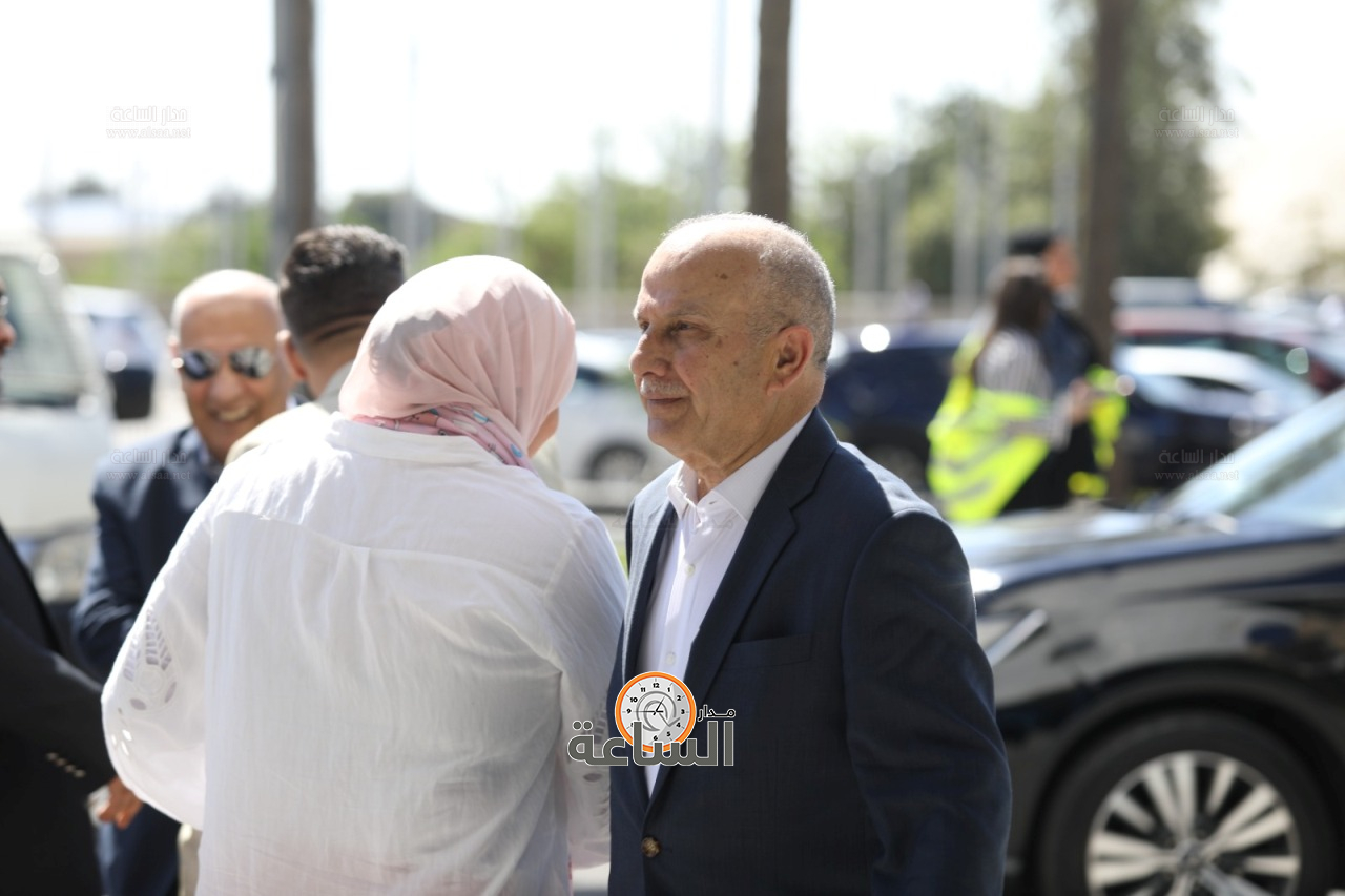 Madar Al-Saa Images 0.6038809160845866