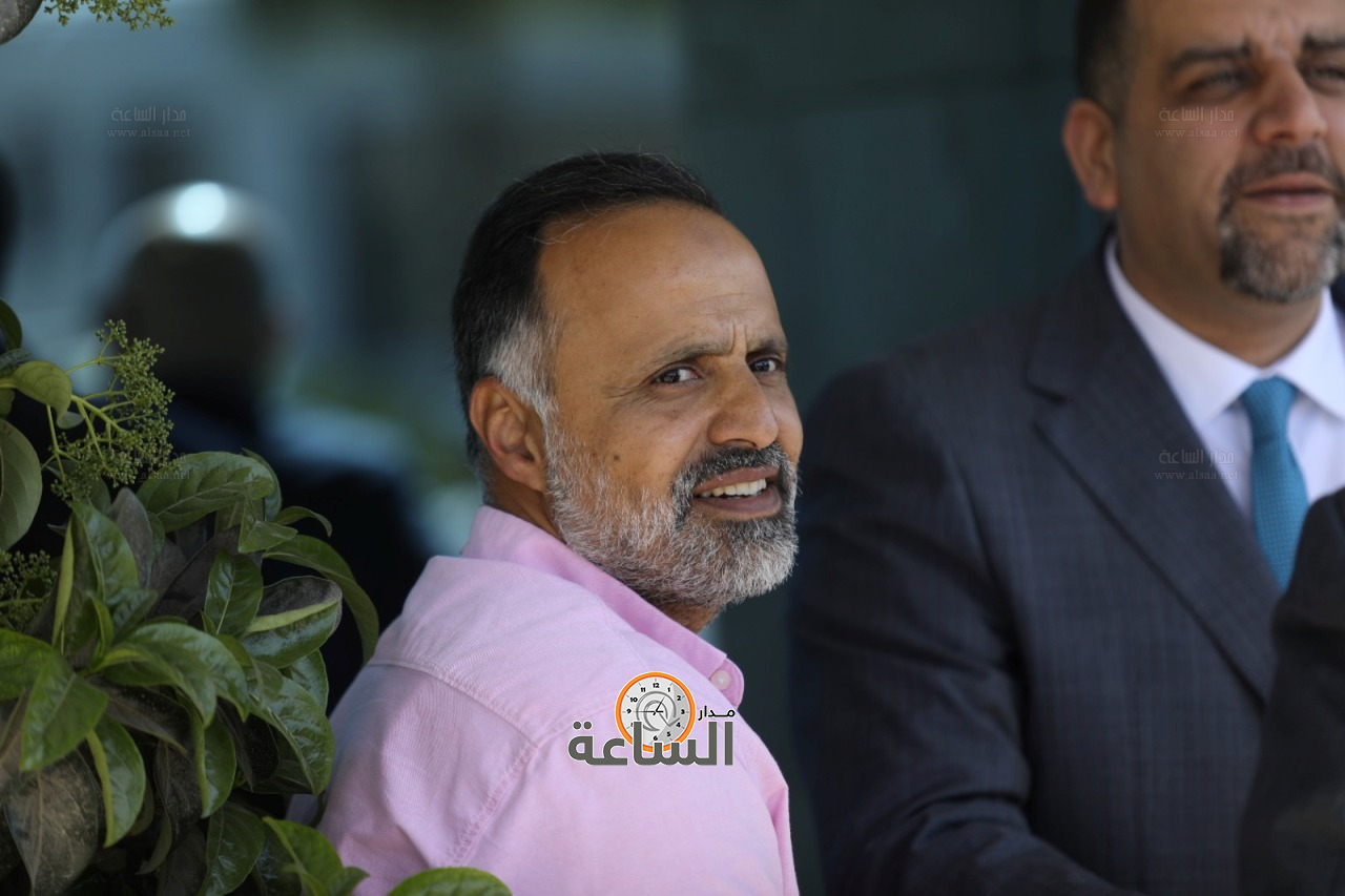 Madar Al-Saa Images 0.12159845265376112