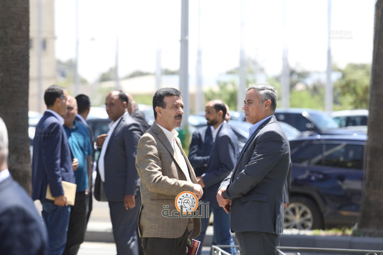 Madar Al-Saa Images 0.6866828341833968