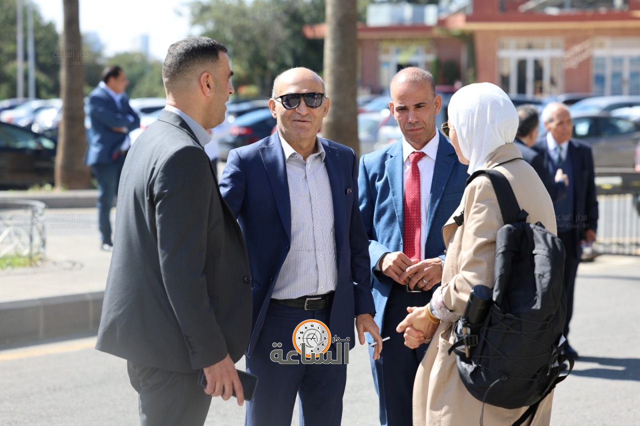 Madar Al-Saa Images 0.791828257116208