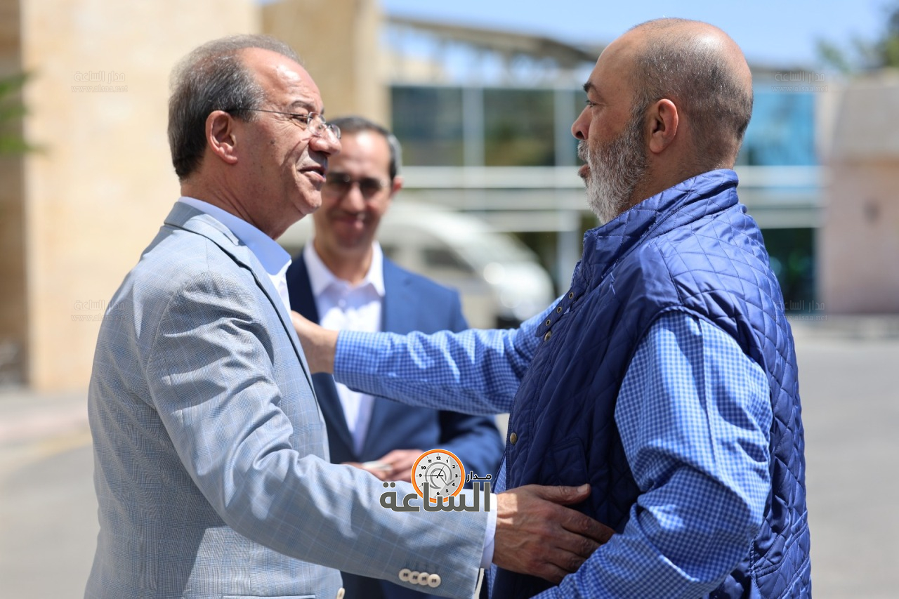 Madar Al-Saa Images 0.6670316176000034