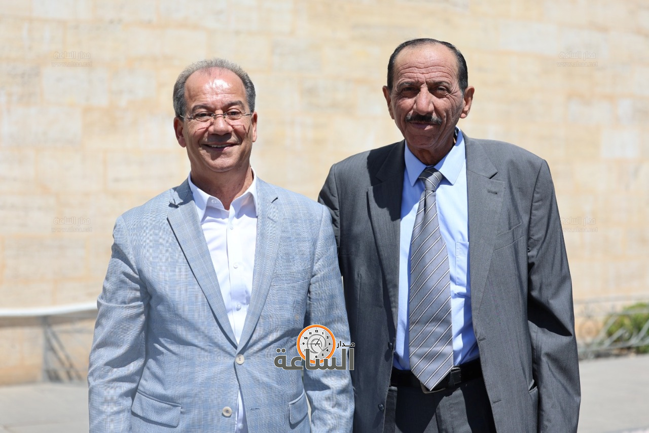 Madar Al-Saa Images 0.5721703302807645