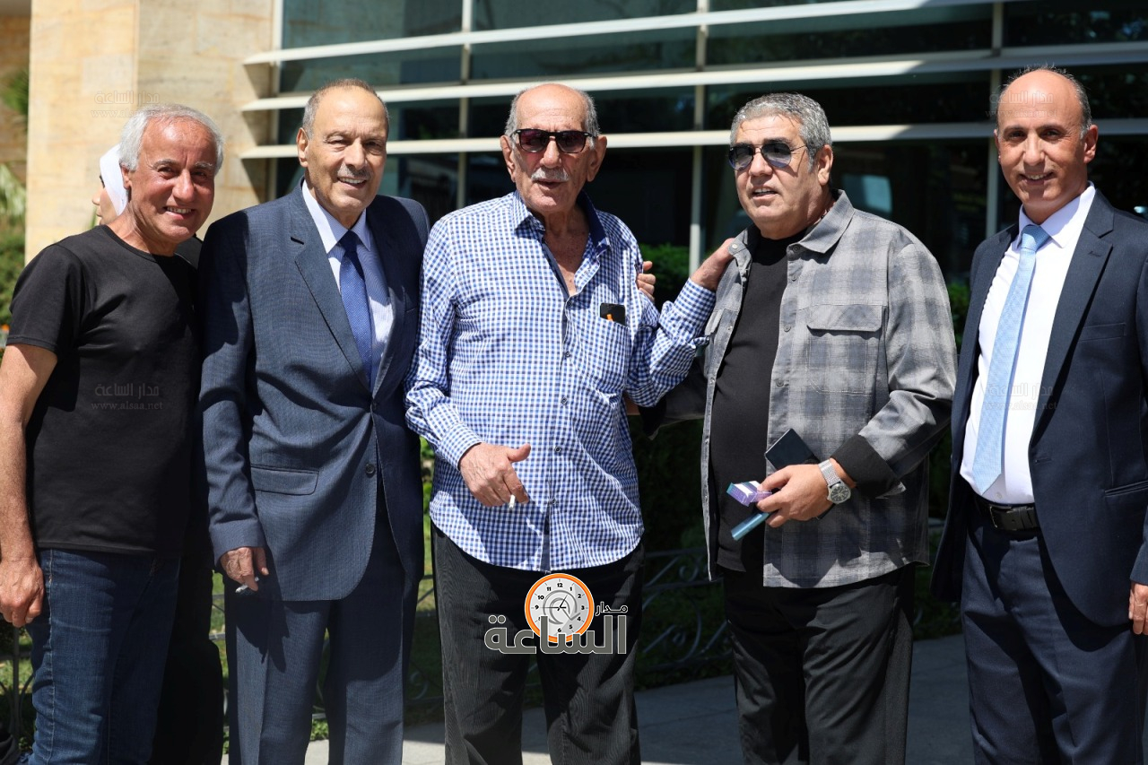 Madar Al-Saa Images 0.14347379835074703