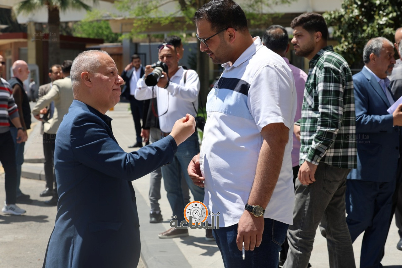 Madar Al-Saa Images 0.8458620575621614