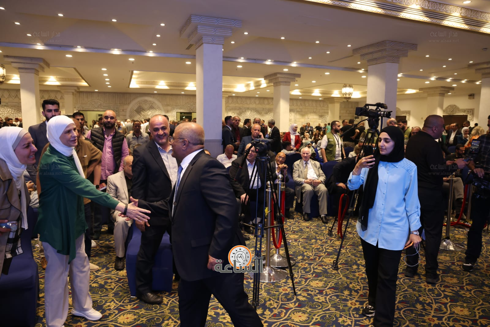 Madar Al-Saa Images 0.896005096581507