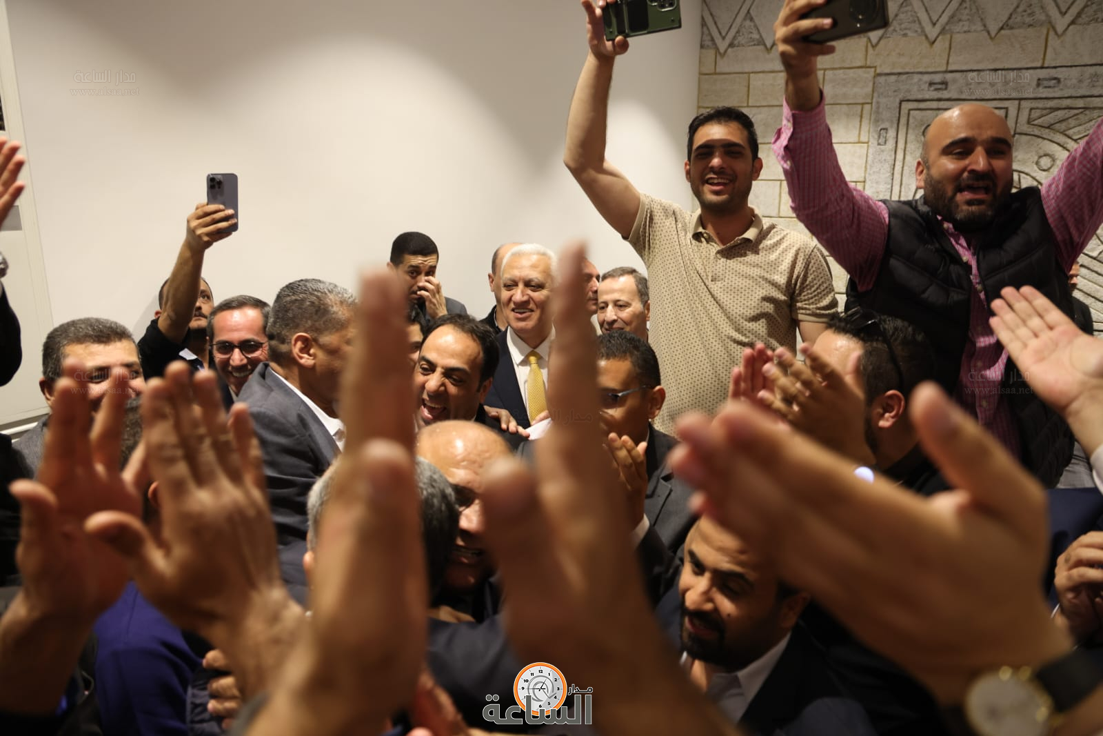 Madar Al-Saa Images 0.08728383700542075