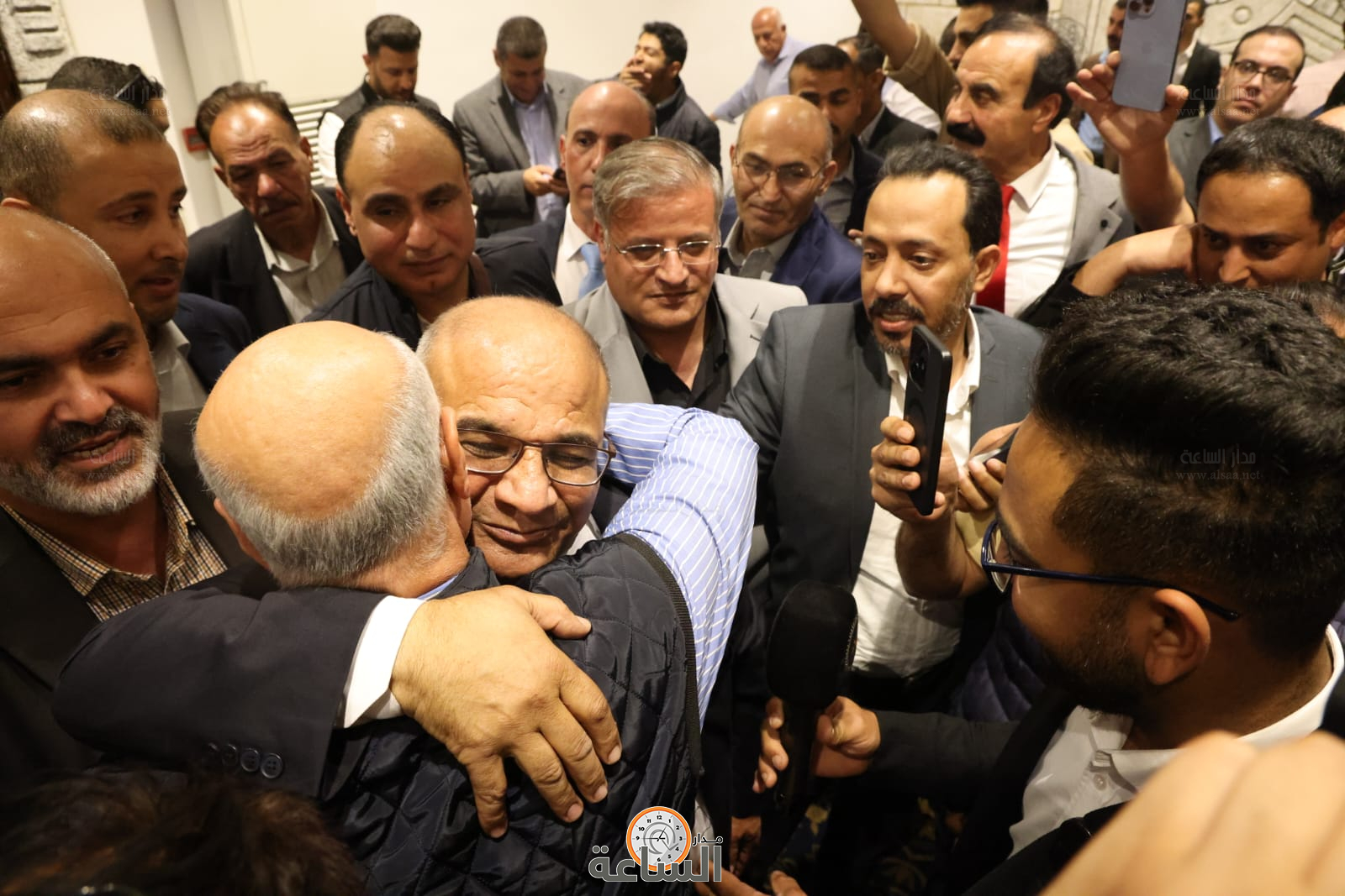 Madar Al-Saa Images 0.7084462968844781