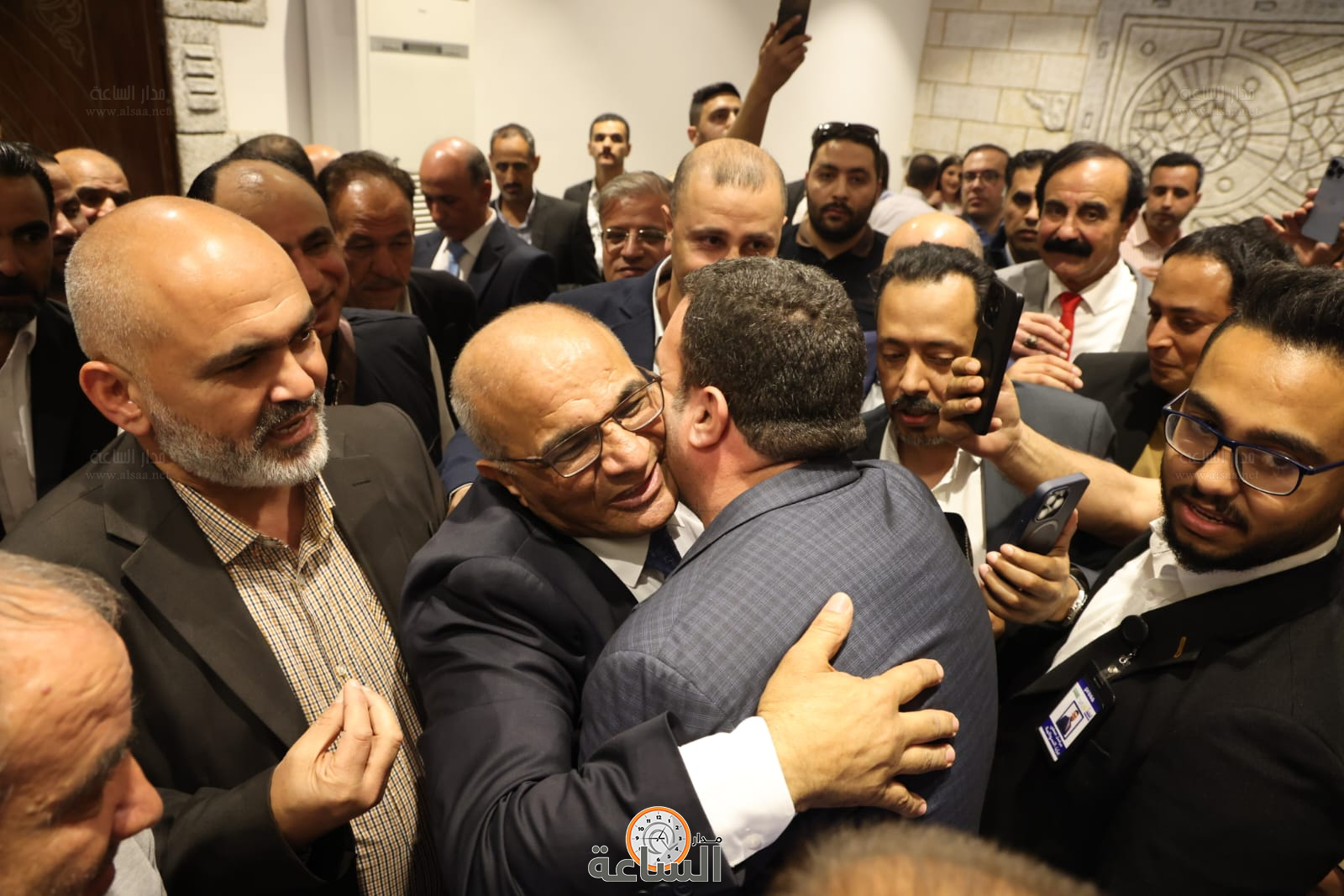 Madar Al-Saa Images 0.10719834441859921