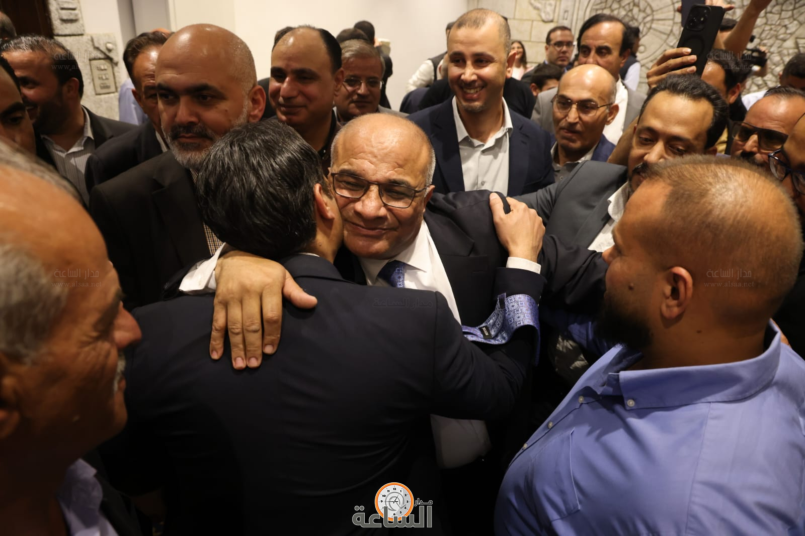 Madar Al-Saa Images 0.9136282435594821