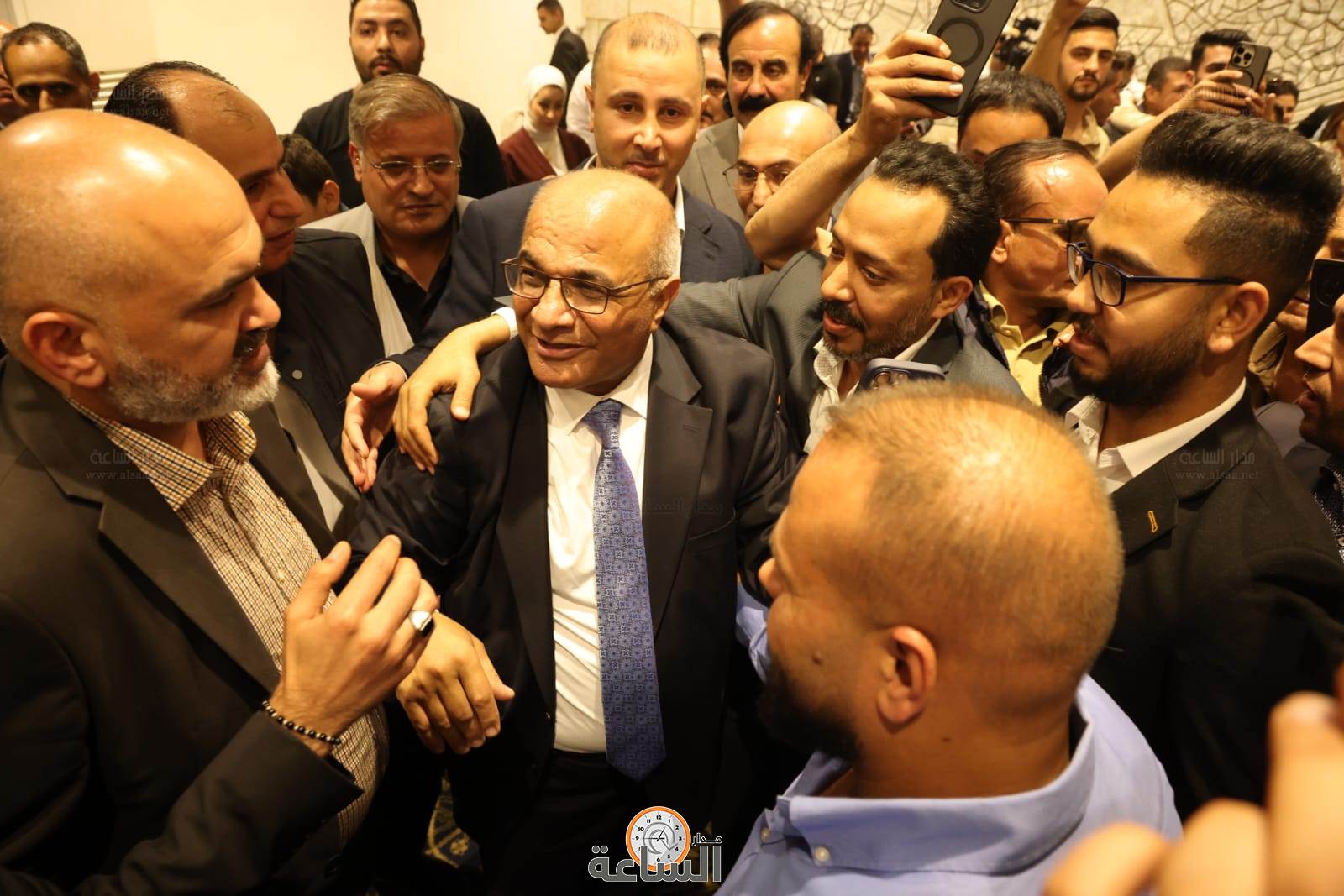 Madar Al-Saa Images 0.6363204584663934