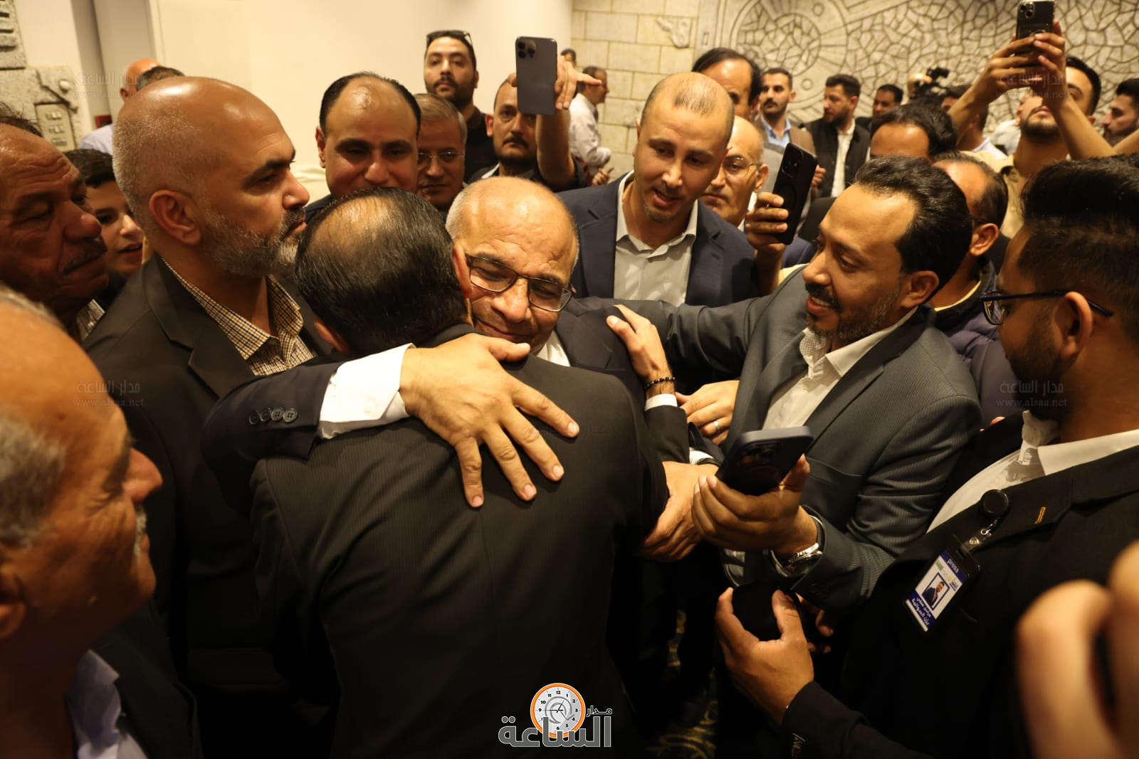 Madar Al-Saa Images 0.5634275120792476