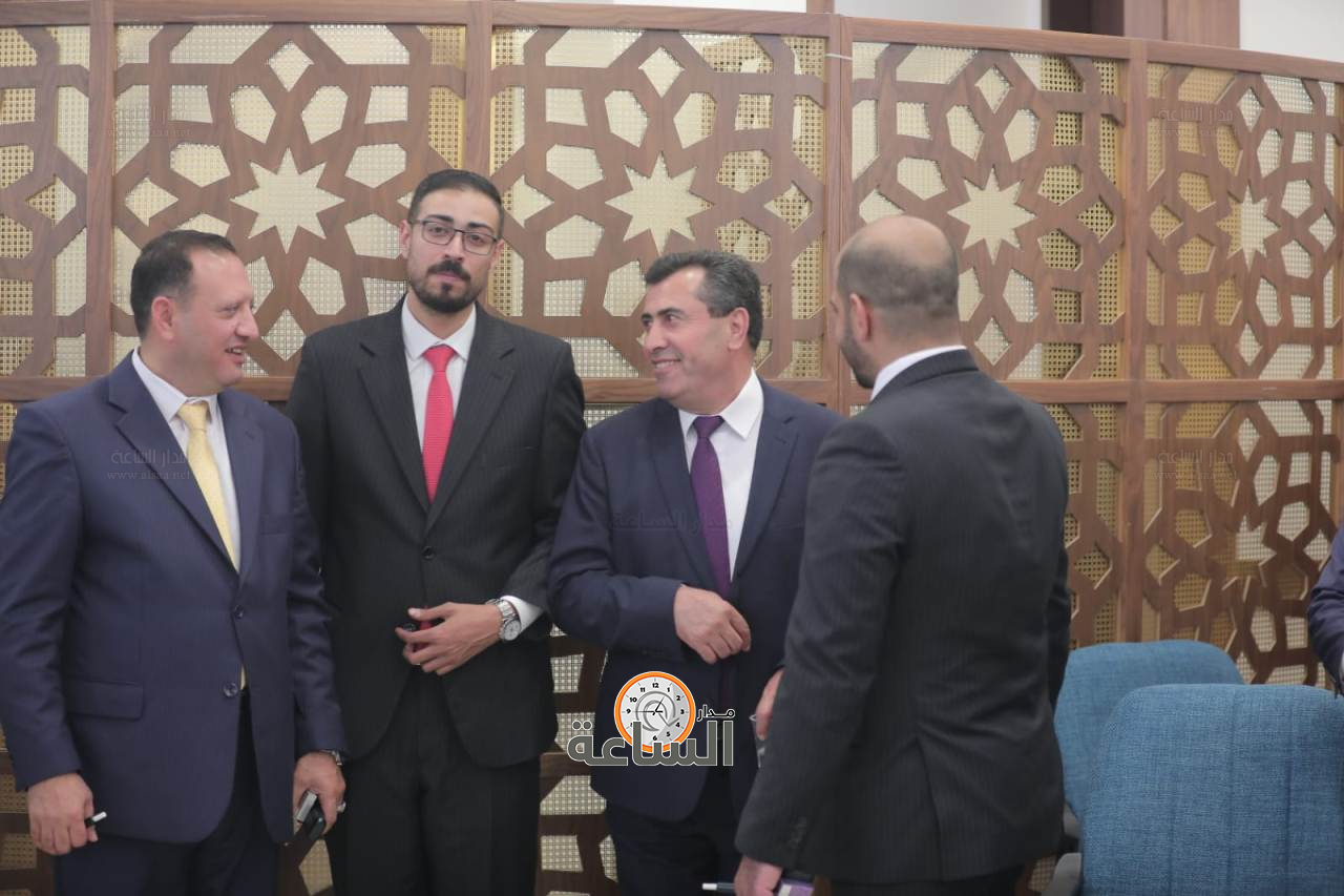 Madar Al-Saa Images 0.2133932304166709