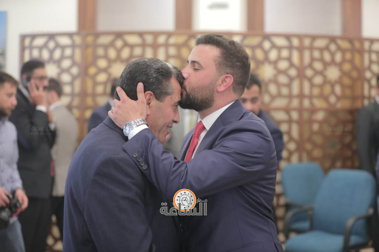 Madar Al-Saa Images 0.011266566595282024