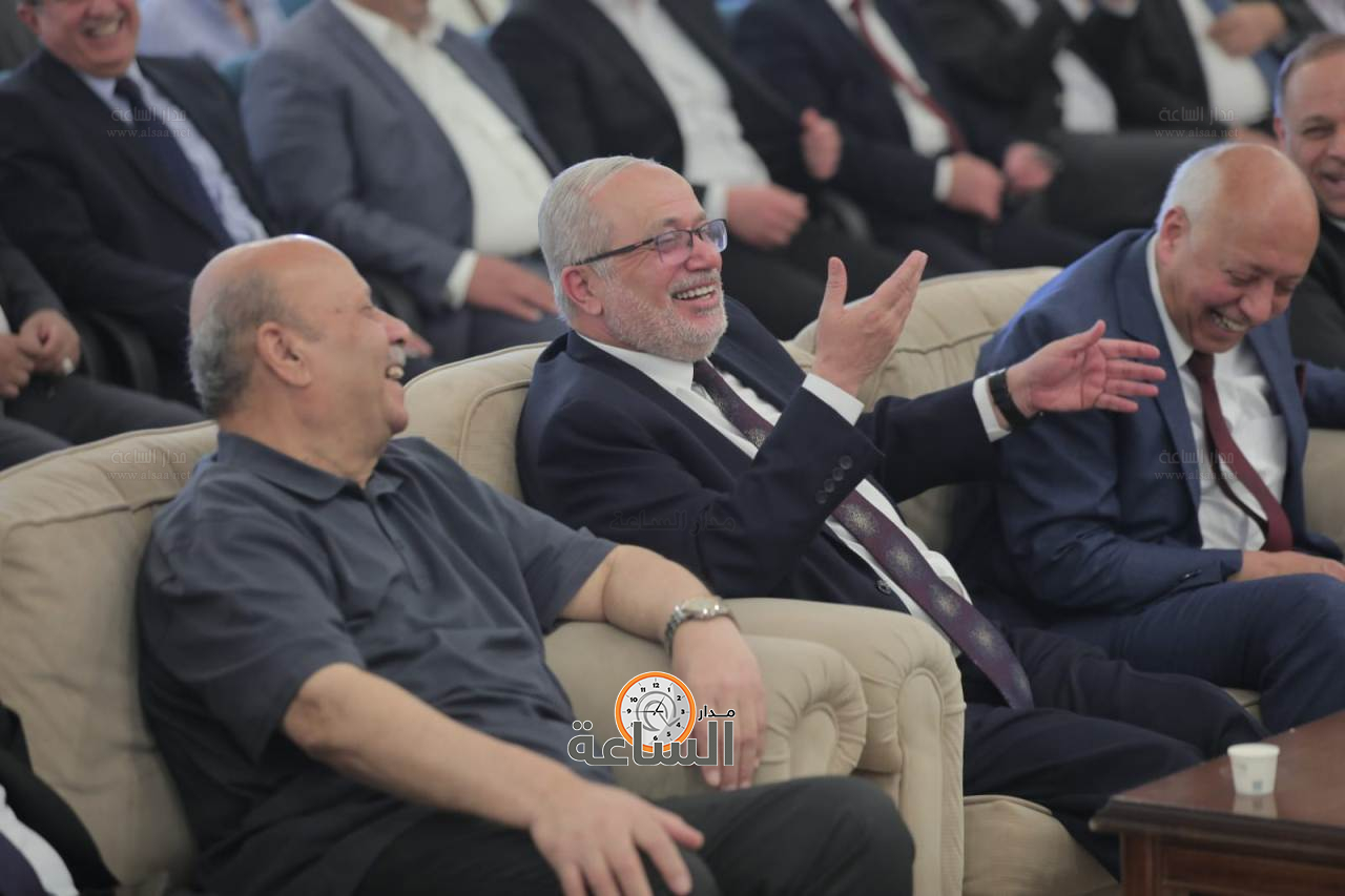 Madar Al-Saa Images 0.7165386999025302