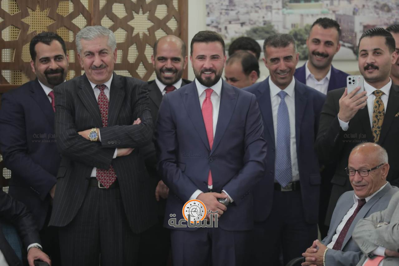 Madar Al-Saa Images 0.8955187268413497