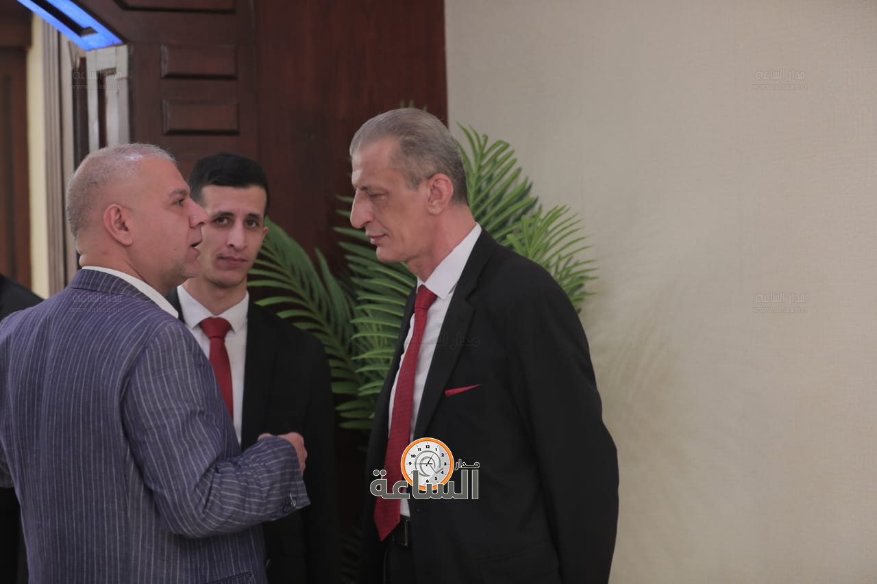 Madar Al-Saa Images 0.3705075722529054