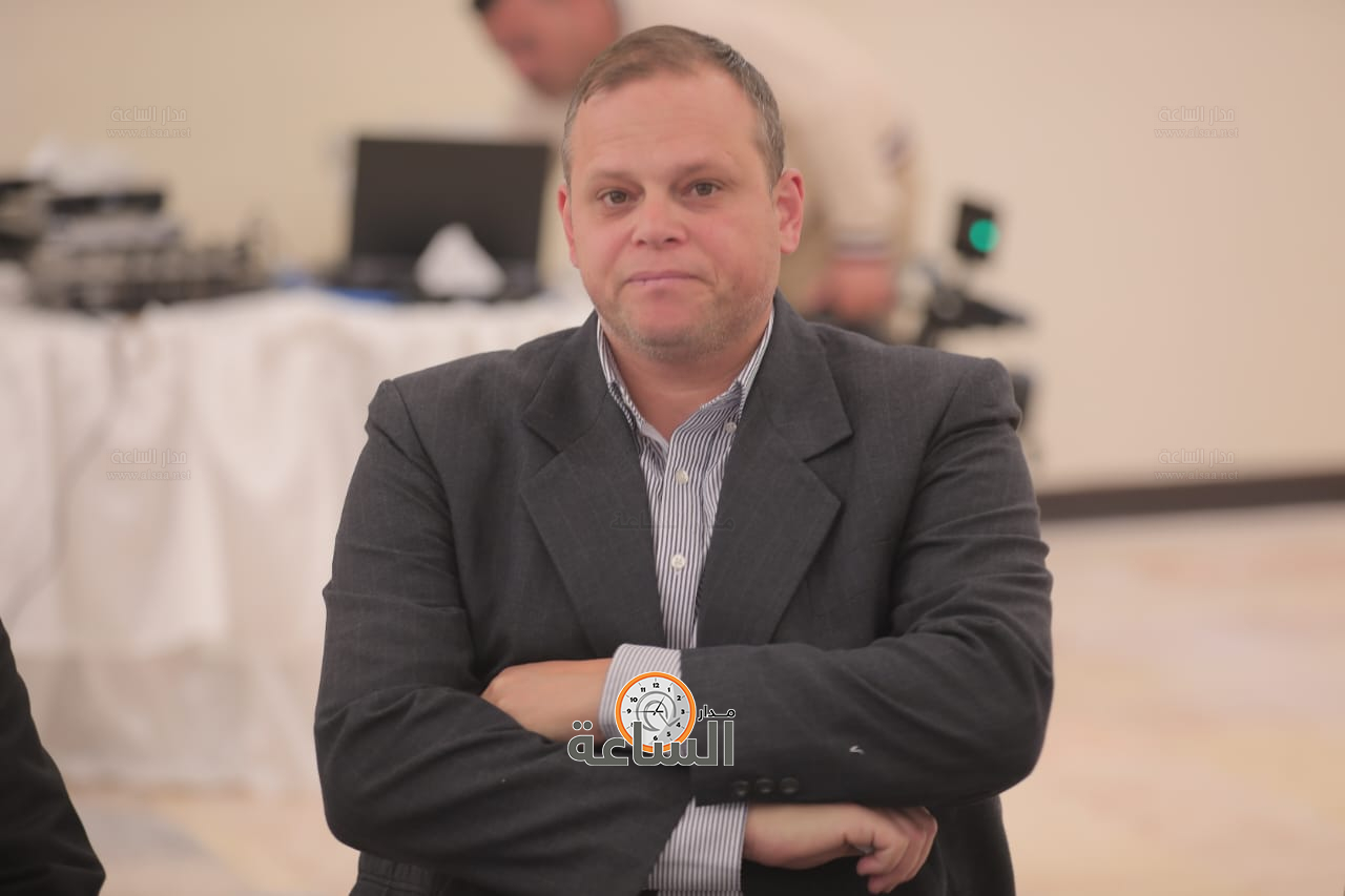 Madar Al-Saa Images 0.1460180324138325