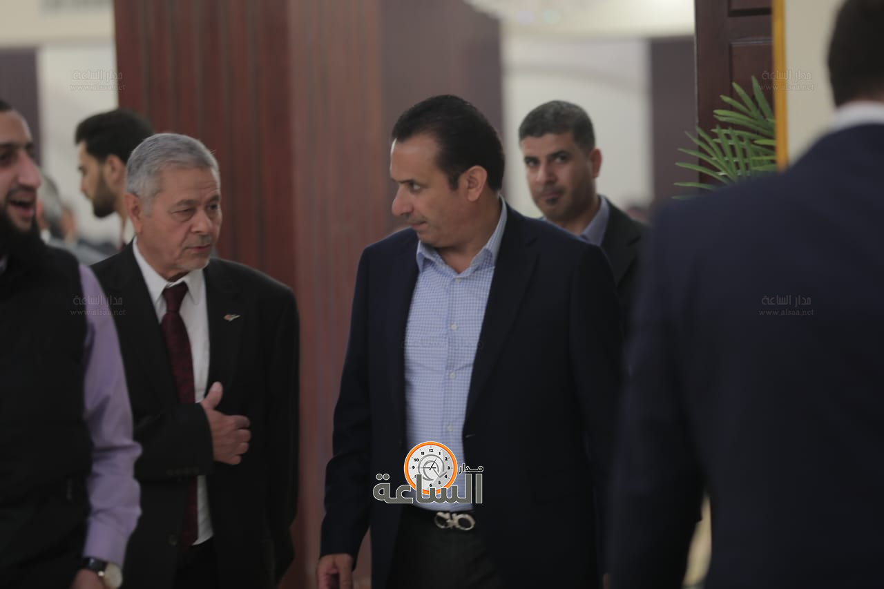 Madar Al-Saa Images 0.6611972465302203