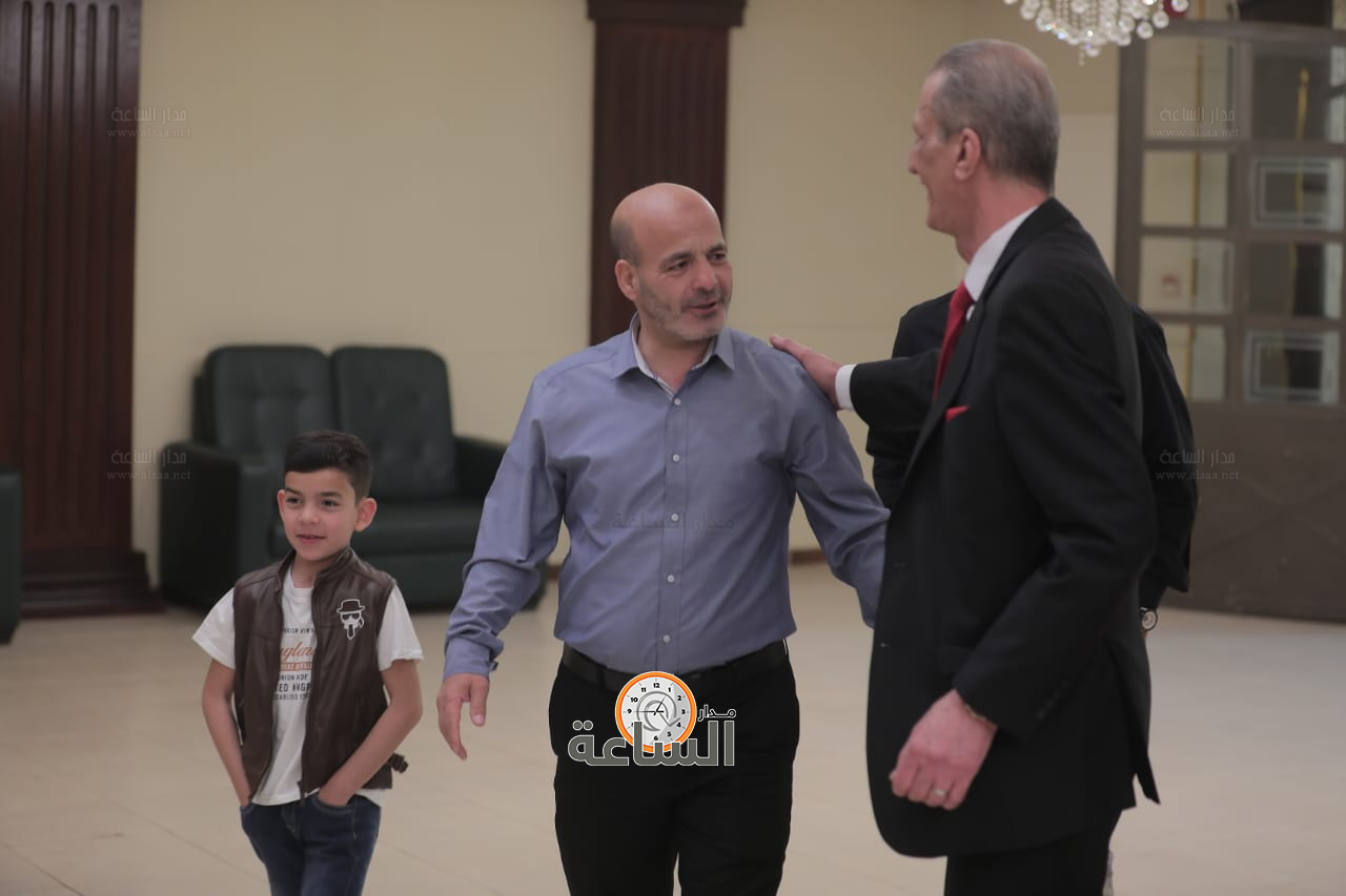 Madar Al-Saa Images 0.4065735498984626