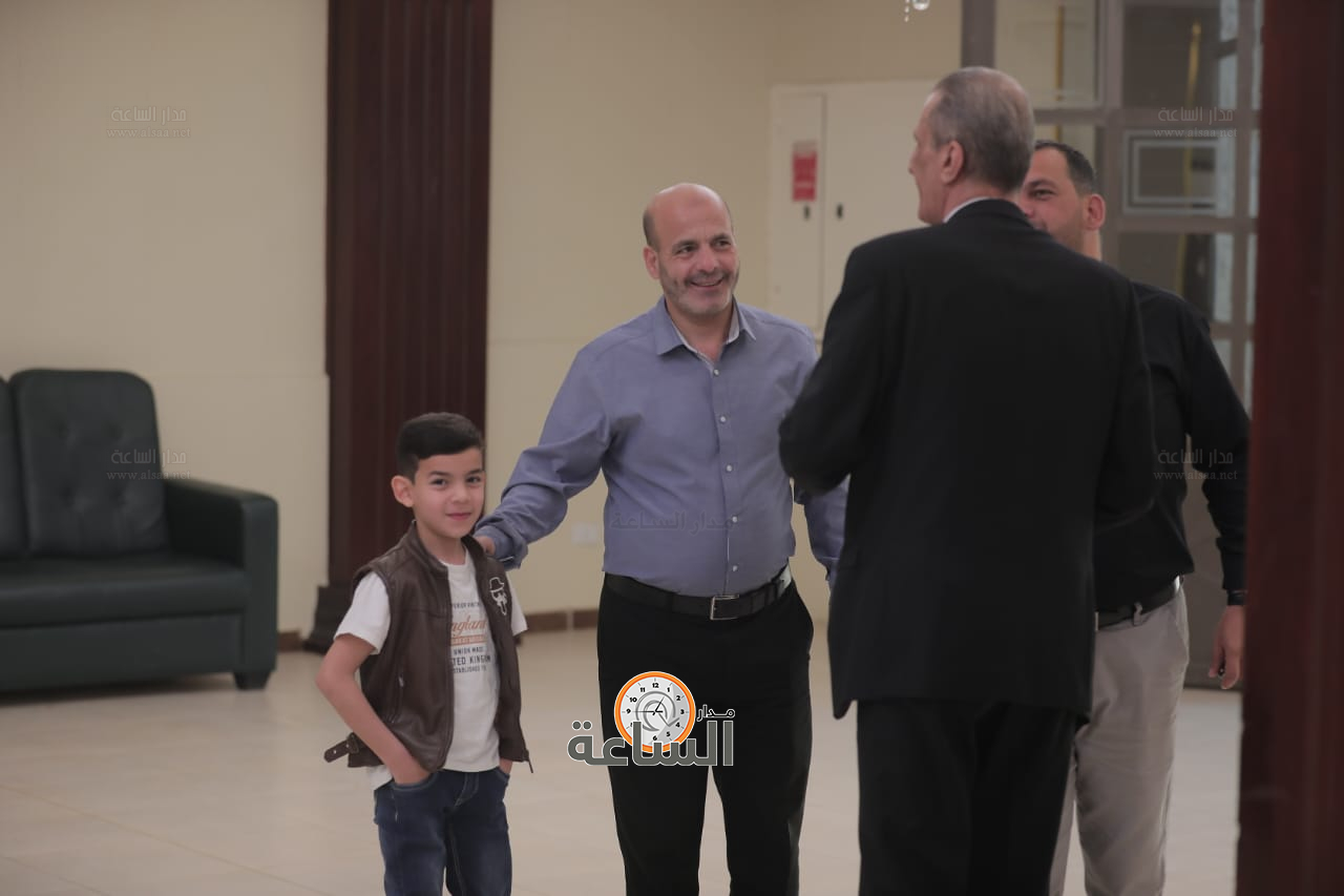 Madar Al-Saa Images 0.4399078868111007