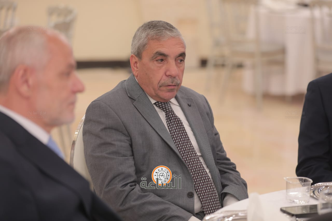 Madar Al-Saa Images 0.542427485220356