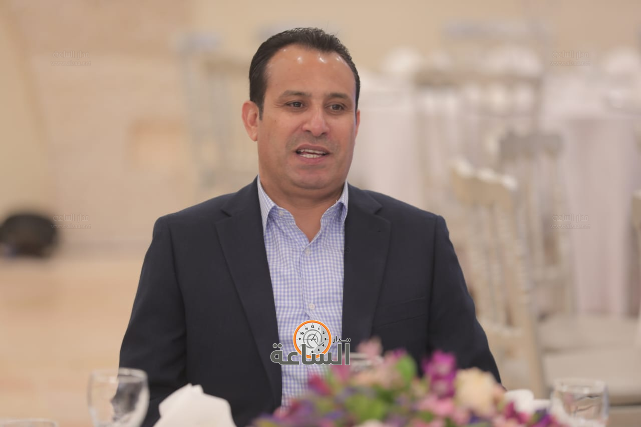 Madar Al-Saa Images 0.8733384379158795