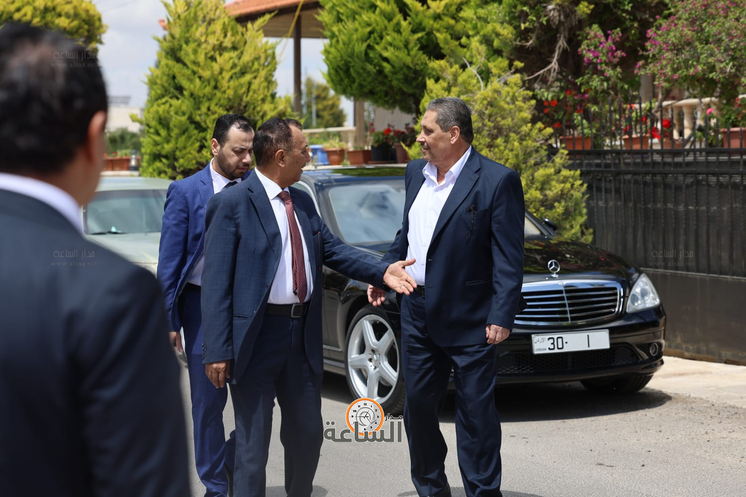 Madar Al-Saa Images 0.7859146255098316