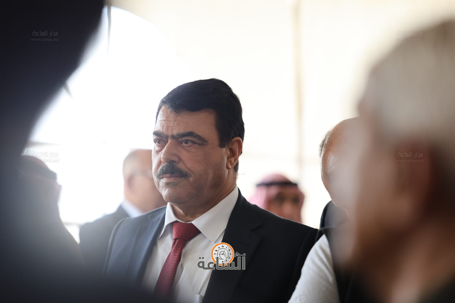 Madar Al-Saa Images 0.3897876643710151