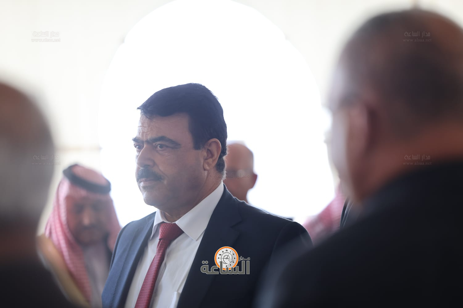 Madar Al-Saa Images 0.8959365770106784