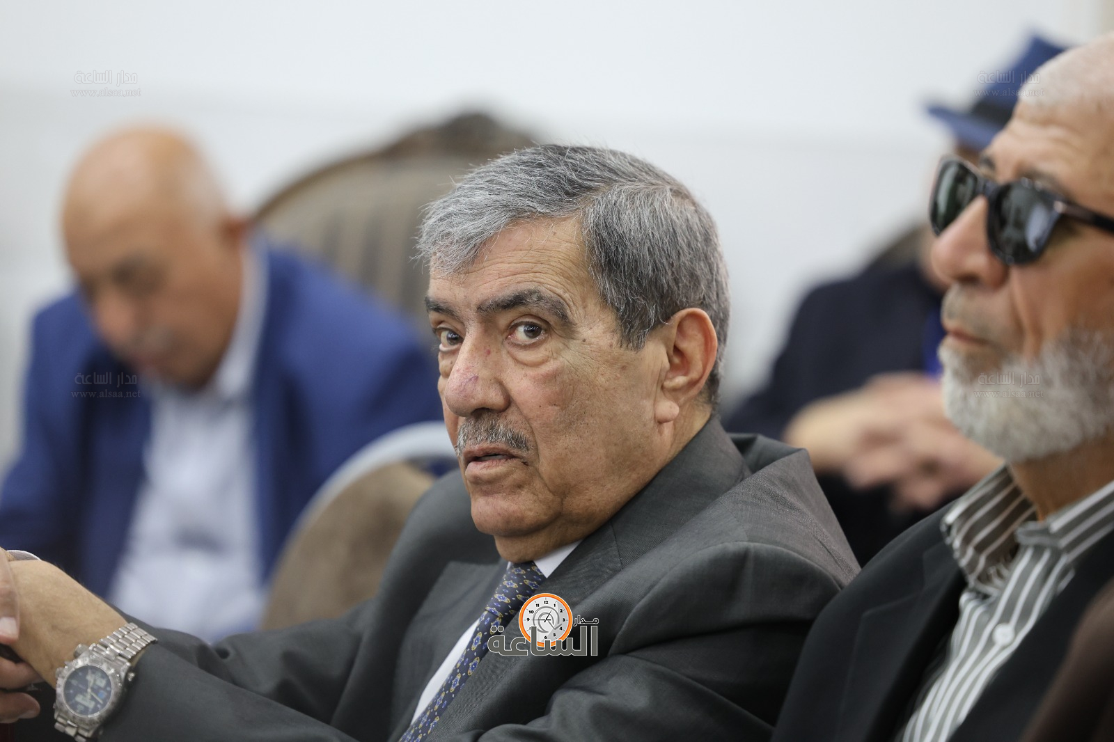 Madar Al-Saa Images 0.7973415000433047