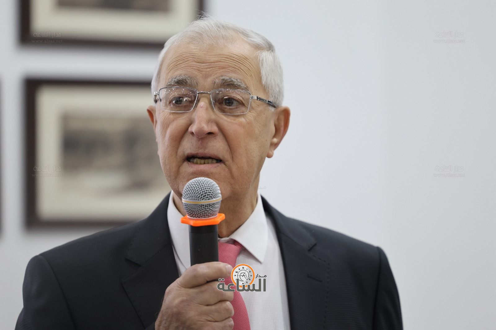 Madar Al-Saa Images 0.9360156198933662