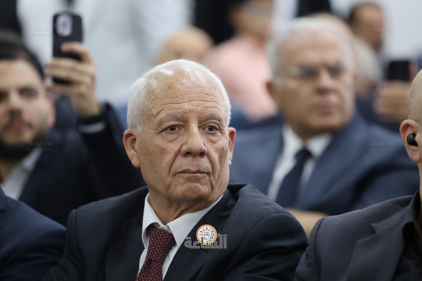 Madar Al-Saa Images 0.6532310412017961