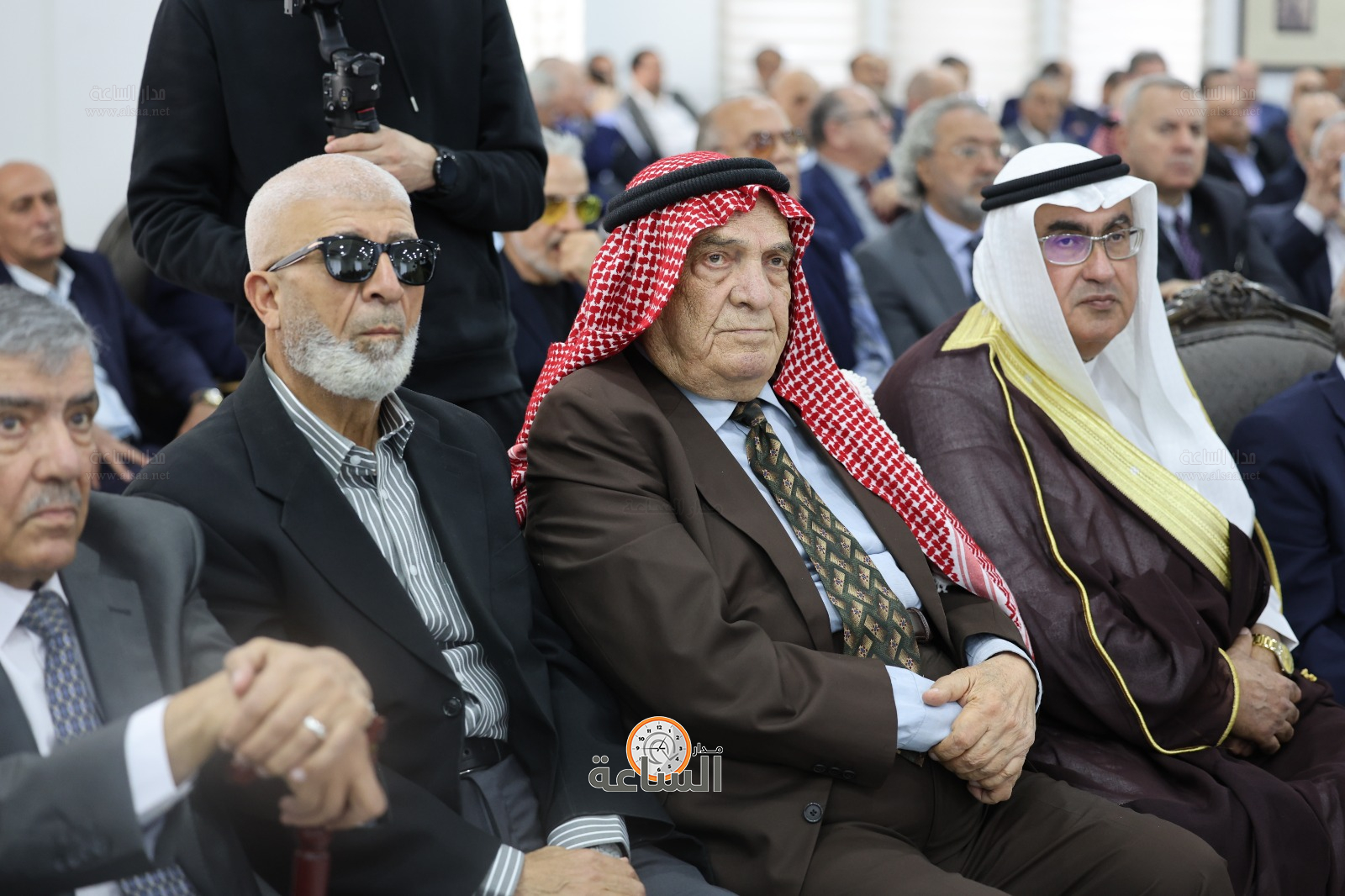 Madar Al-Saa Images 0.7348040672898132