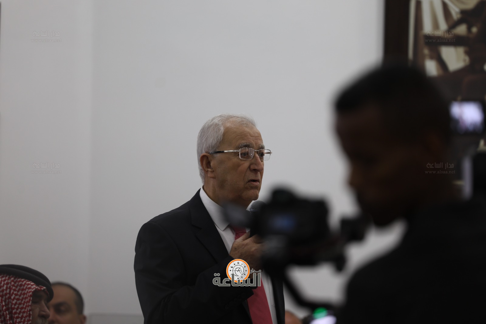 Madar Al-Saa Images 0.33691610370880587