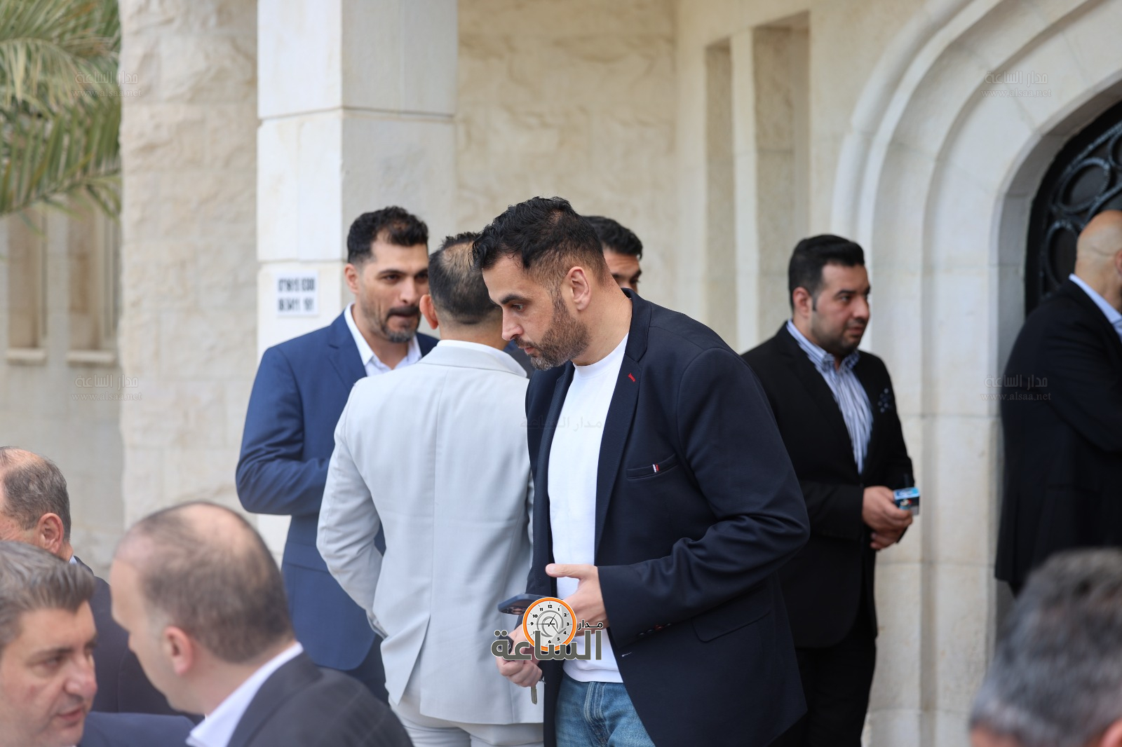 Madar Al-Saa Images 0.45600929429941783