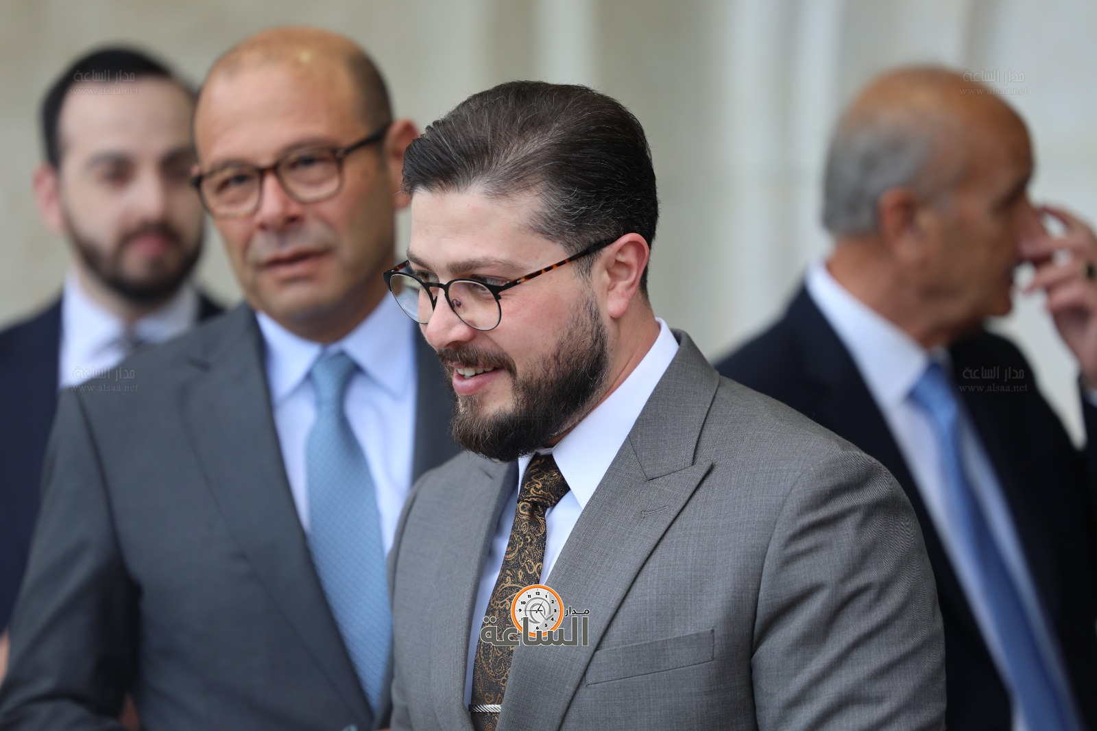 Madar Al-Saa Images 0.9609396229503709