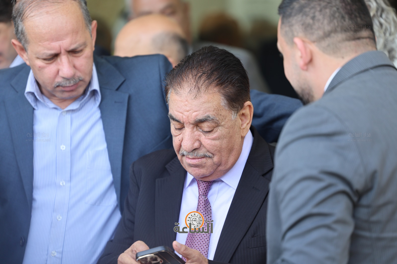 Madar Al-Saa Images 0.4894661068157039