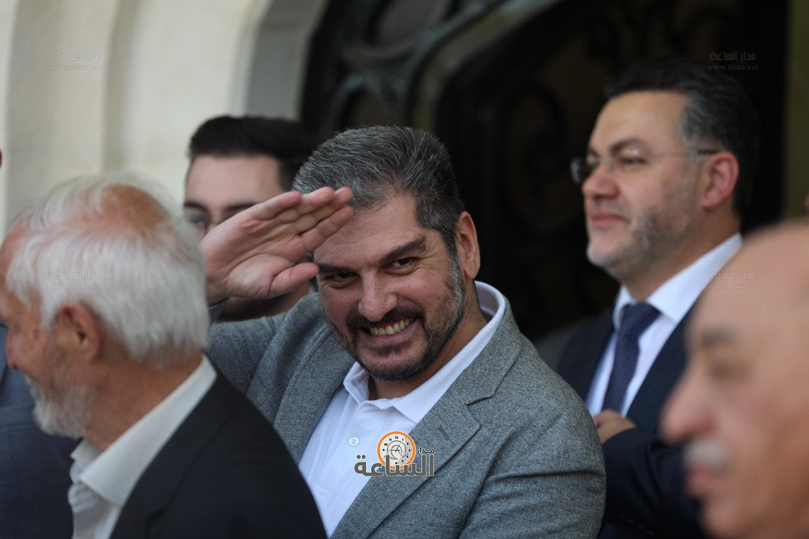 Madar Al-Saa Images 0.7542350618888849