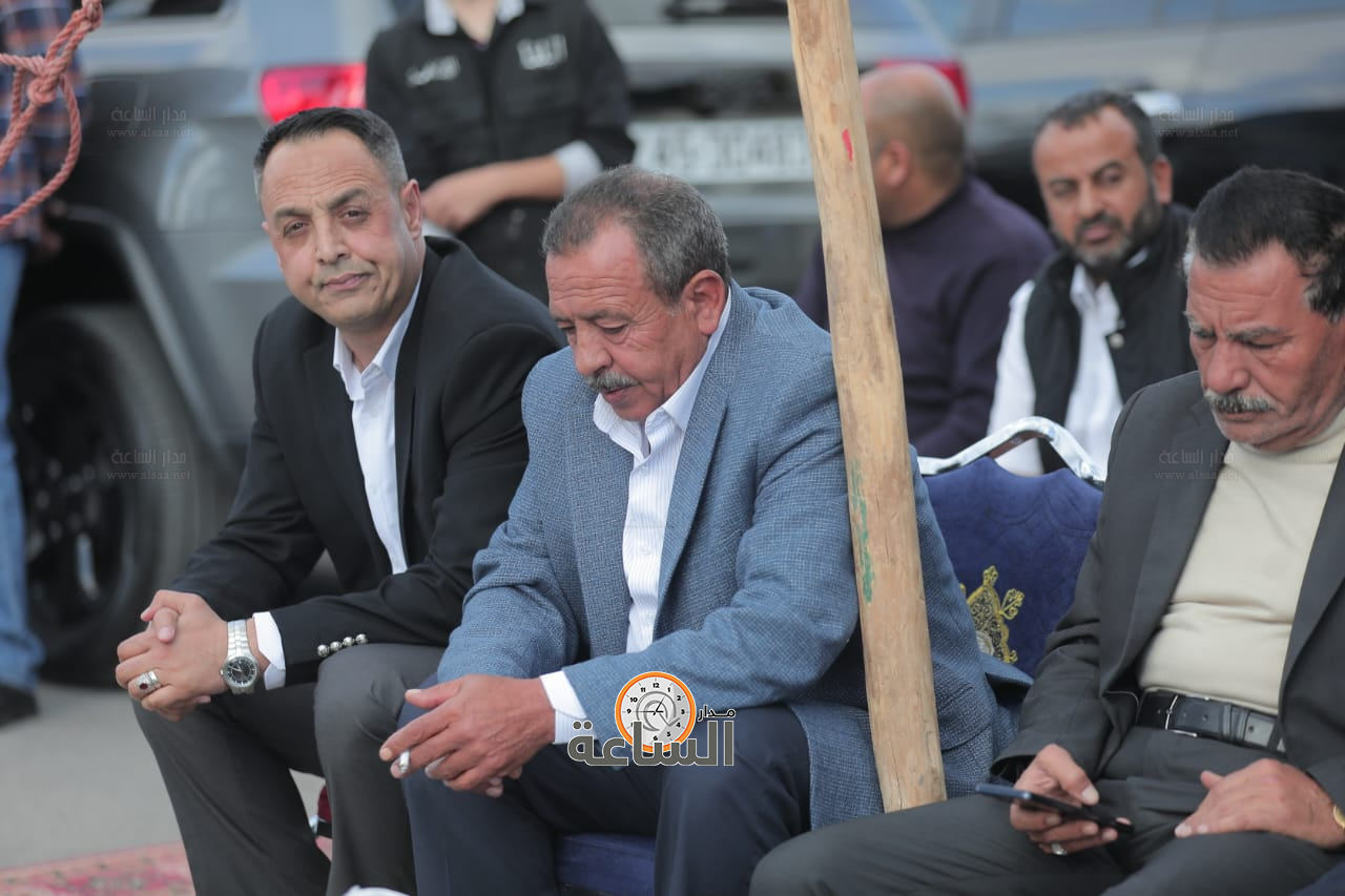 Madar Al-Saa Images 0.47777395804352185