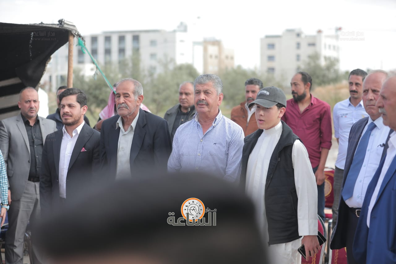 Madar Al-Saa Images 0.3712803286161077