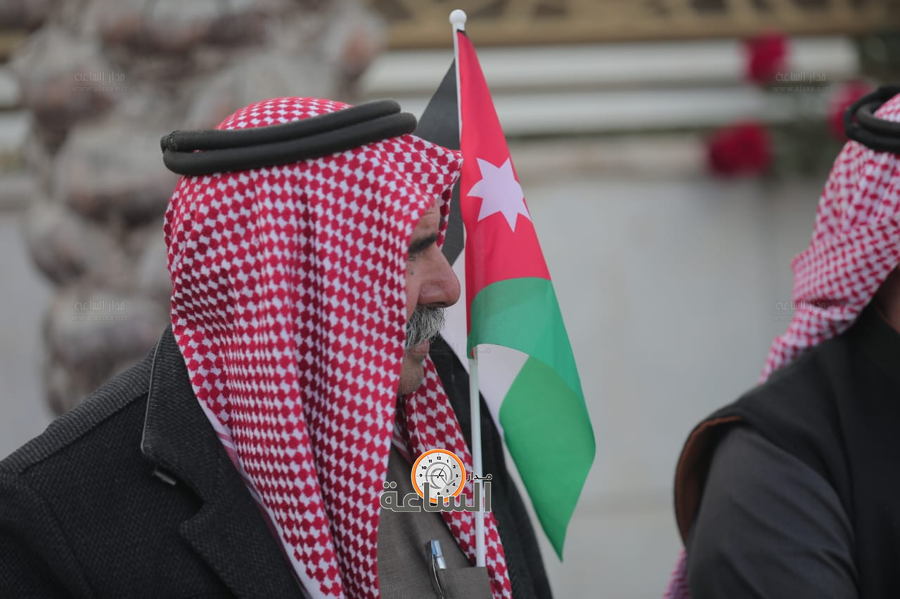 Madar Al-Saa Images 0.06782427845930616