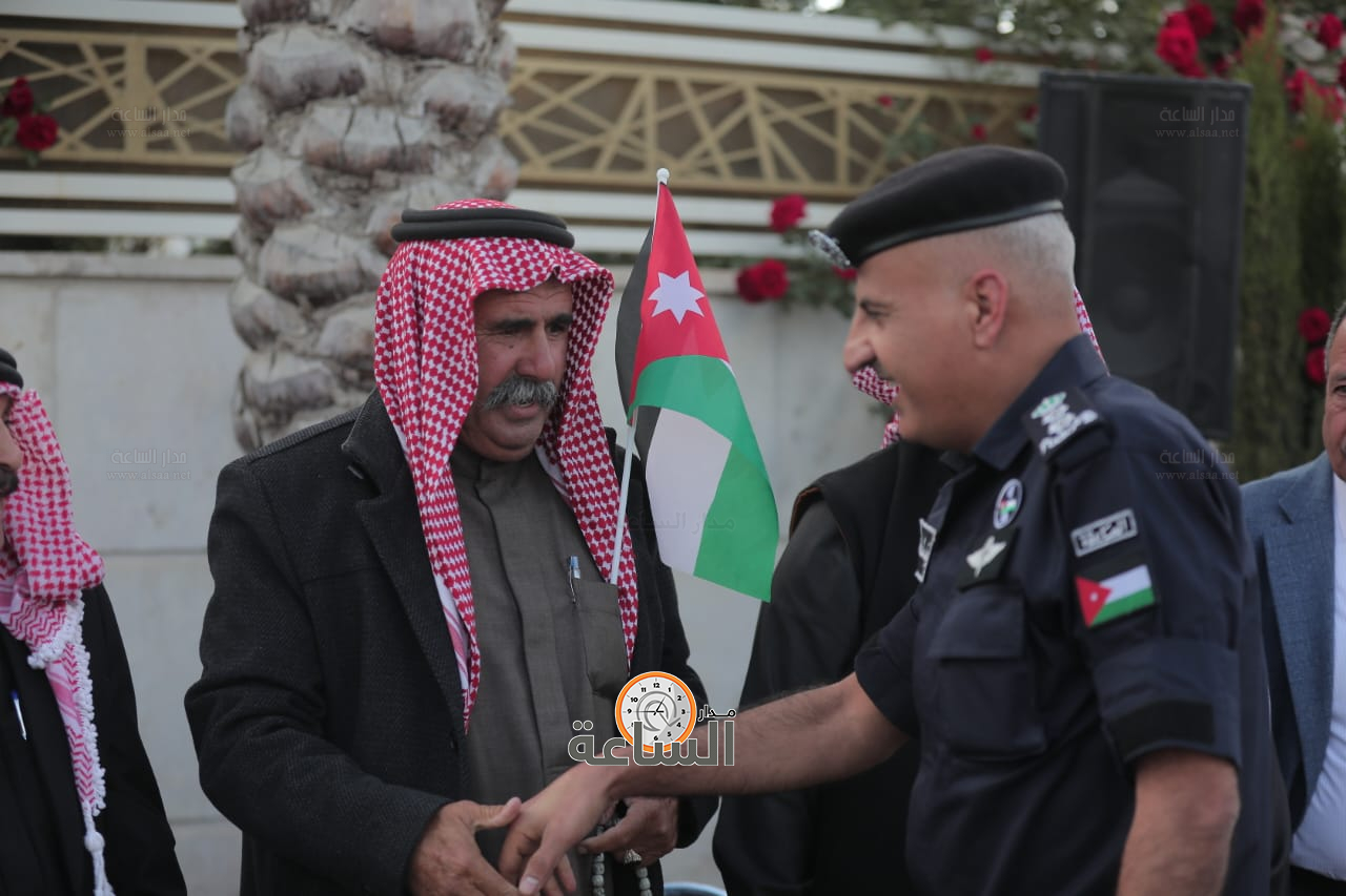 Madar Al-Saa Images 0.7317579303498103