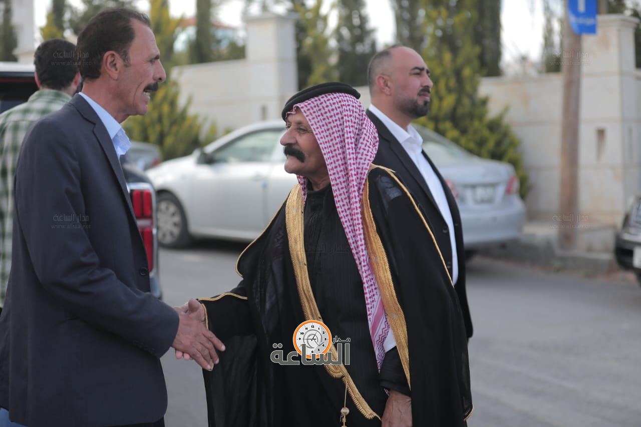 Madar Al-Saa Images 0.07927093546005148