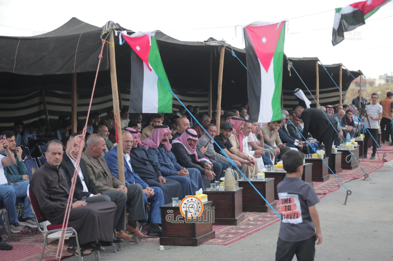 Madar Al-Saa Images 0.2831421526545118